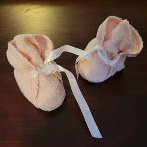 Vintage 70s baby booties